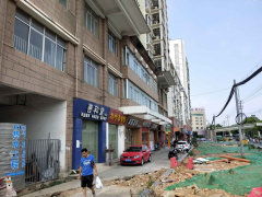 秀廂大道食品公司宿舍圖片相冊,南寧秀廂大道食品公司宿舍實景圖 室外圖 小區(qū)配套圖